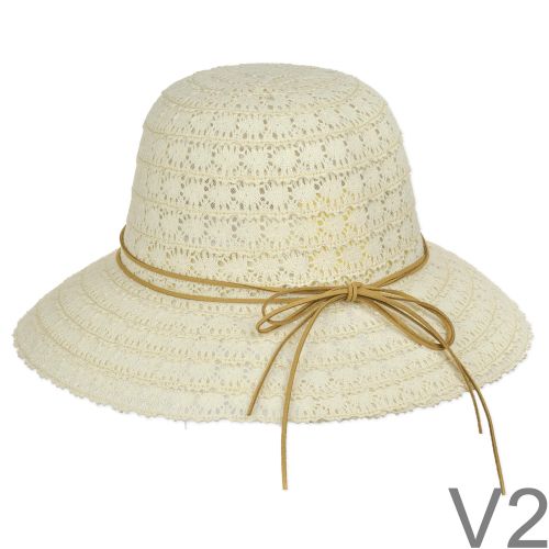 Lina csipkés kalap. A nyár egyik felkapott kedves kis kalapja ez a csipkéből készült jó tartású kalap.
